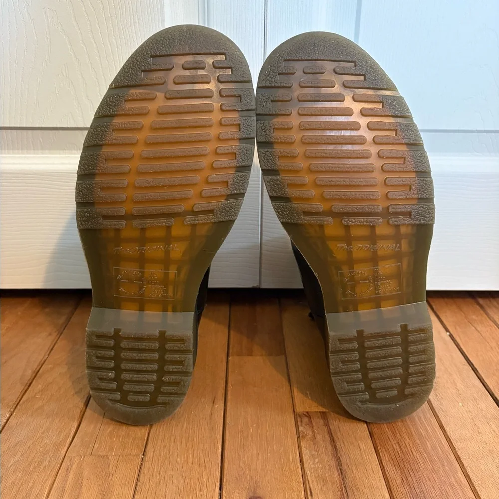 Dr. Martens Black Chelsea Boots - Picture 4 of 5